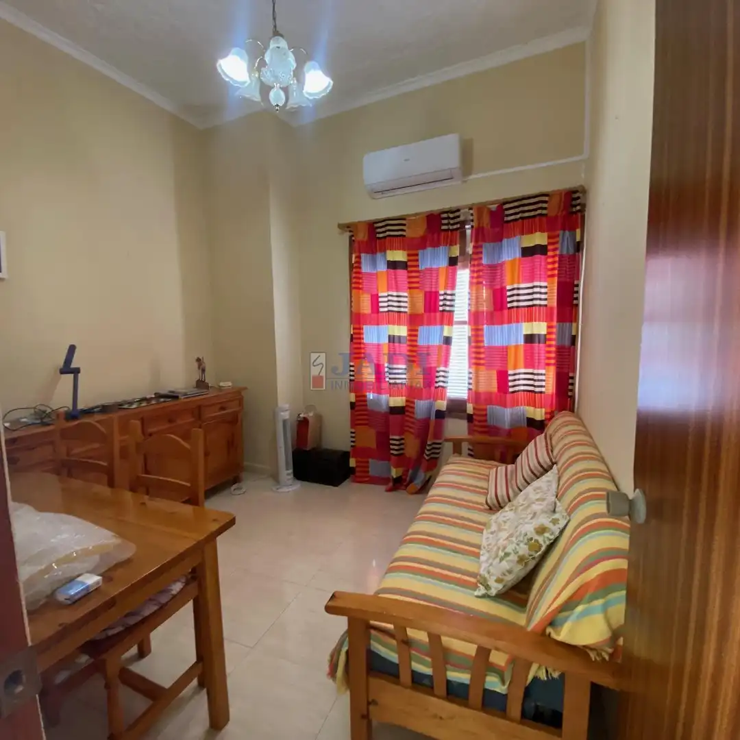 Sala de estar de Piso en venta en Valdepeñas con Aire acondicionado y Calefacción