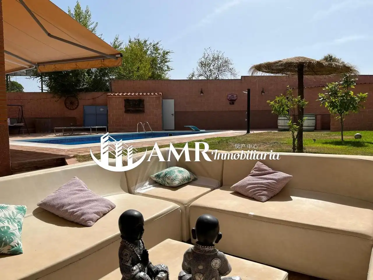 Casa adosada en venta en Seseña con Aire acondicionado, Calefacción y Jardín privado