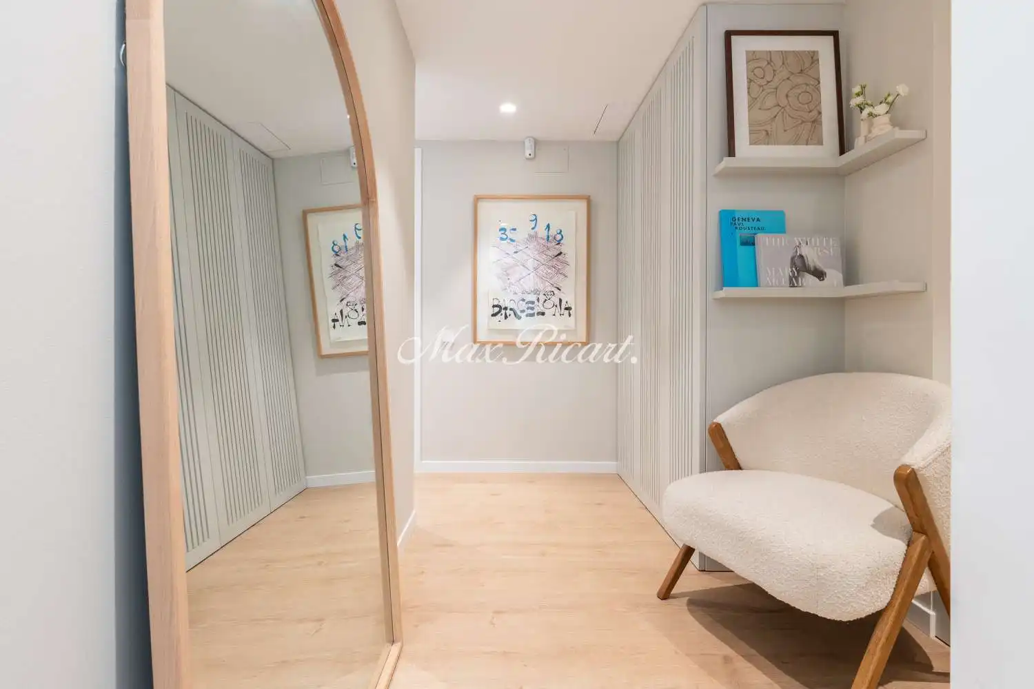 Flat for sale in Barcelona  with Air Conditioner, Terrace and Swimming Pool