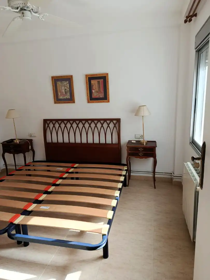 Habitación de Piso en venta en Castellón de la Plana / Castelló de la Plana con Amueblado, Horno y Lavadora
