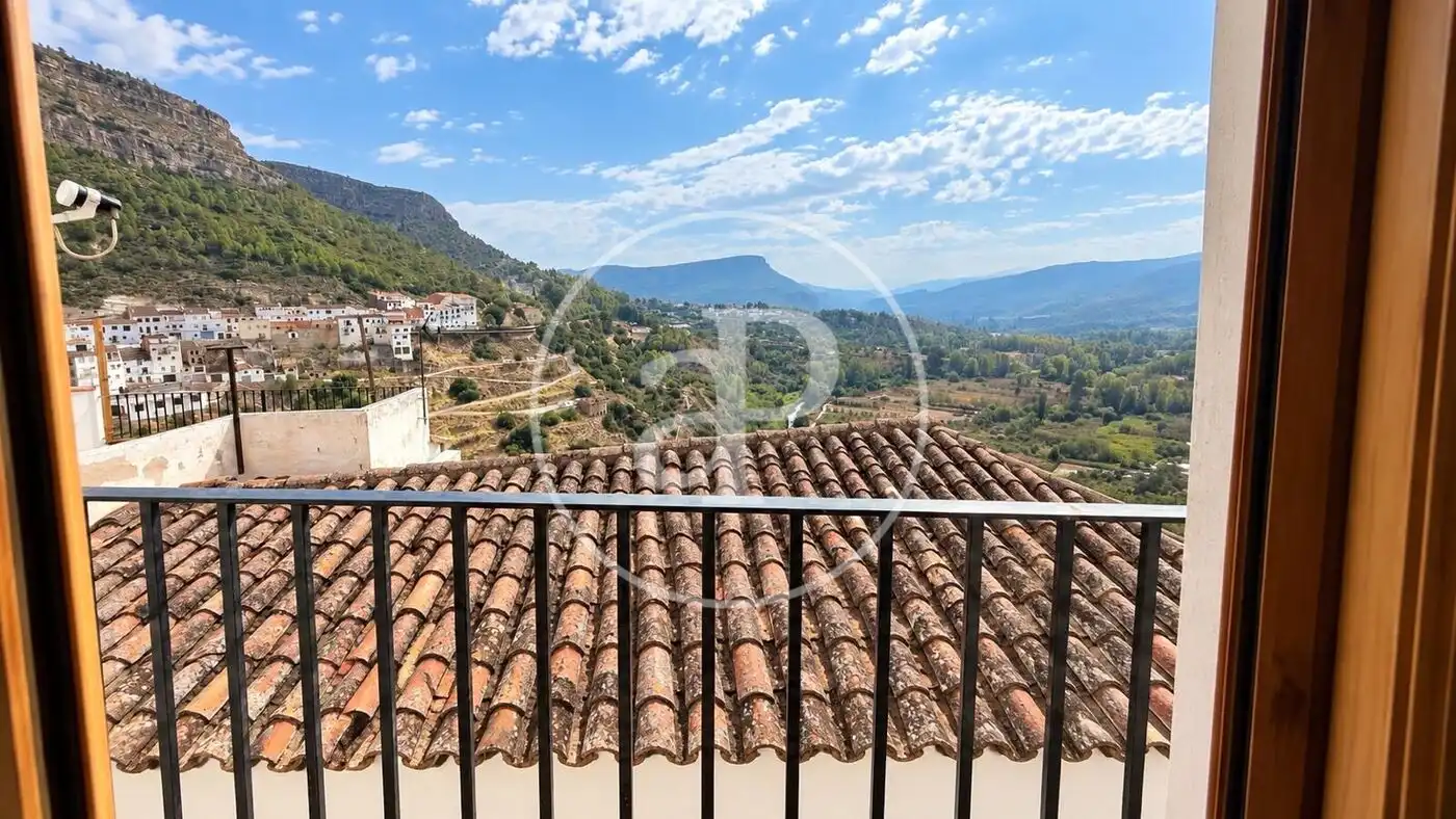Adossat amb terrassa en venda a Pedralba