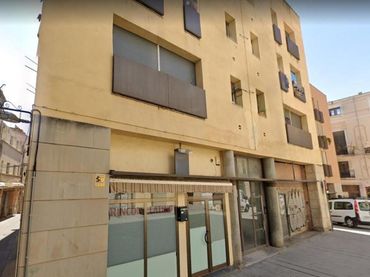 Locale commerciale in vendita a ZETA DE LA