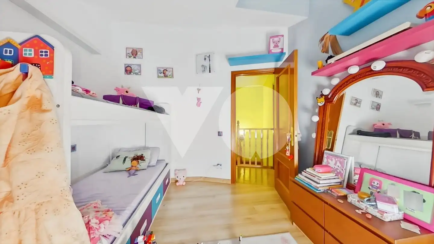Habitación de Dúplex en venta en Alcorcón con Aire acondicionado, Calefacción y Parquet