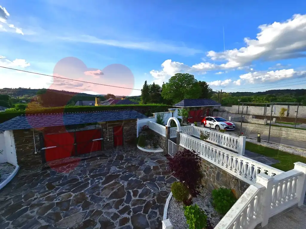 Vista exterior de Casa o chalet en venta en Lugo