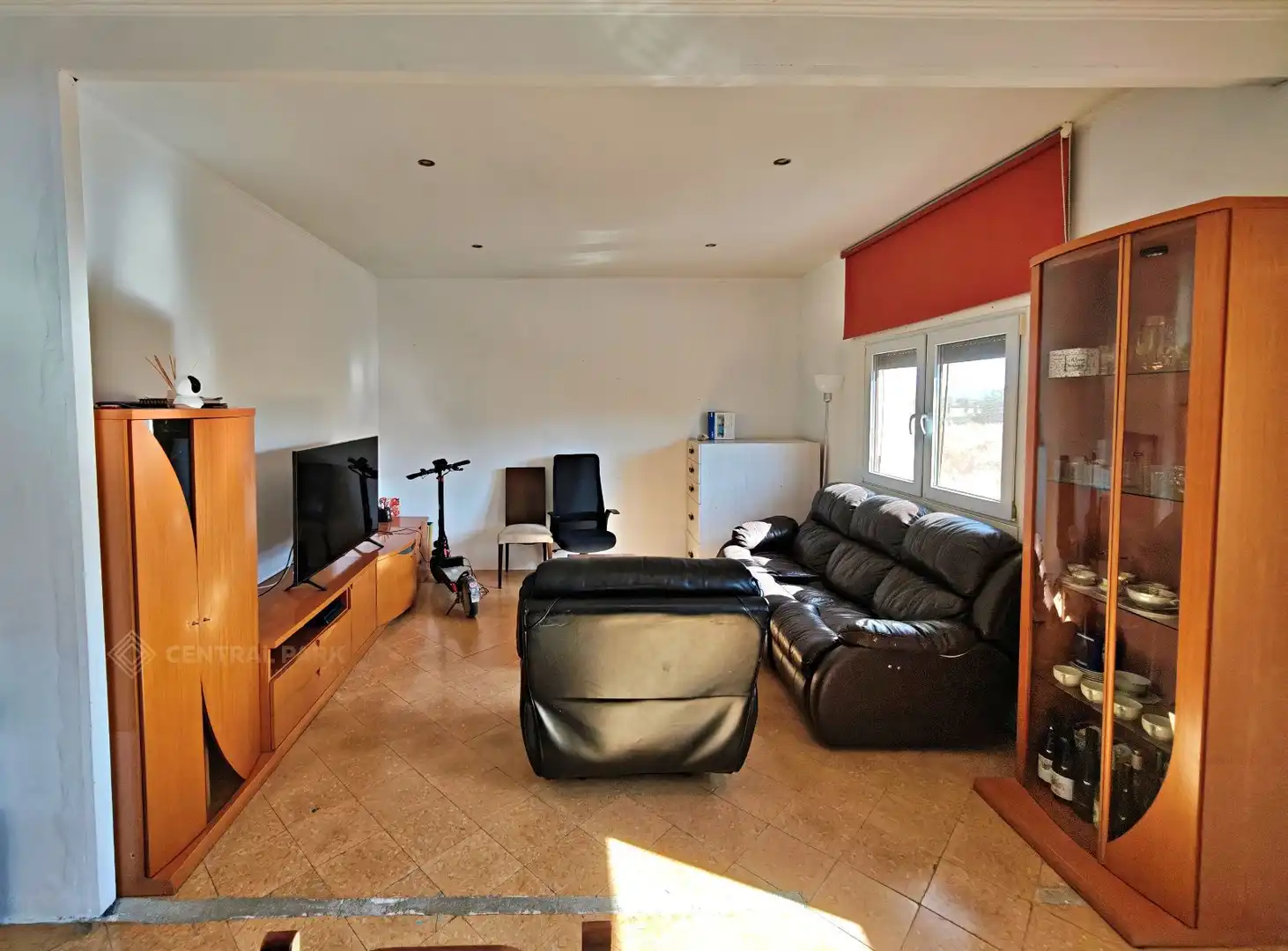 Sala d'estar de Casa o xalet en venda en Pacs del Penedès amb Calefacció, Terrassa i Traster