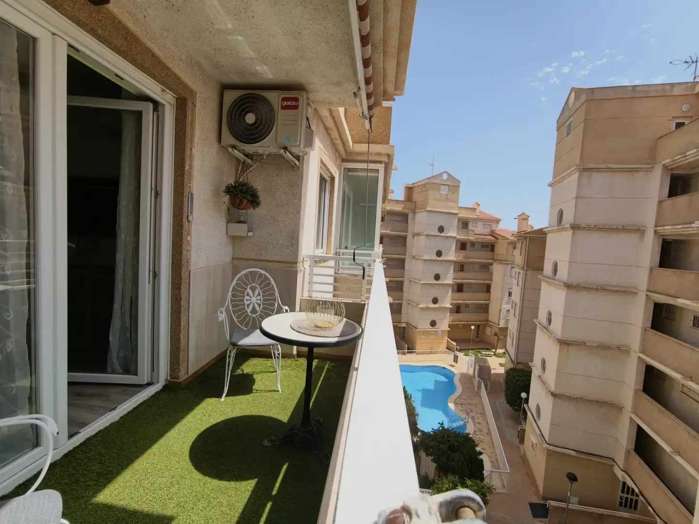 Balcony of Apartments for sale in Cuenca  with Air Conditioner, Terrace and Furnished