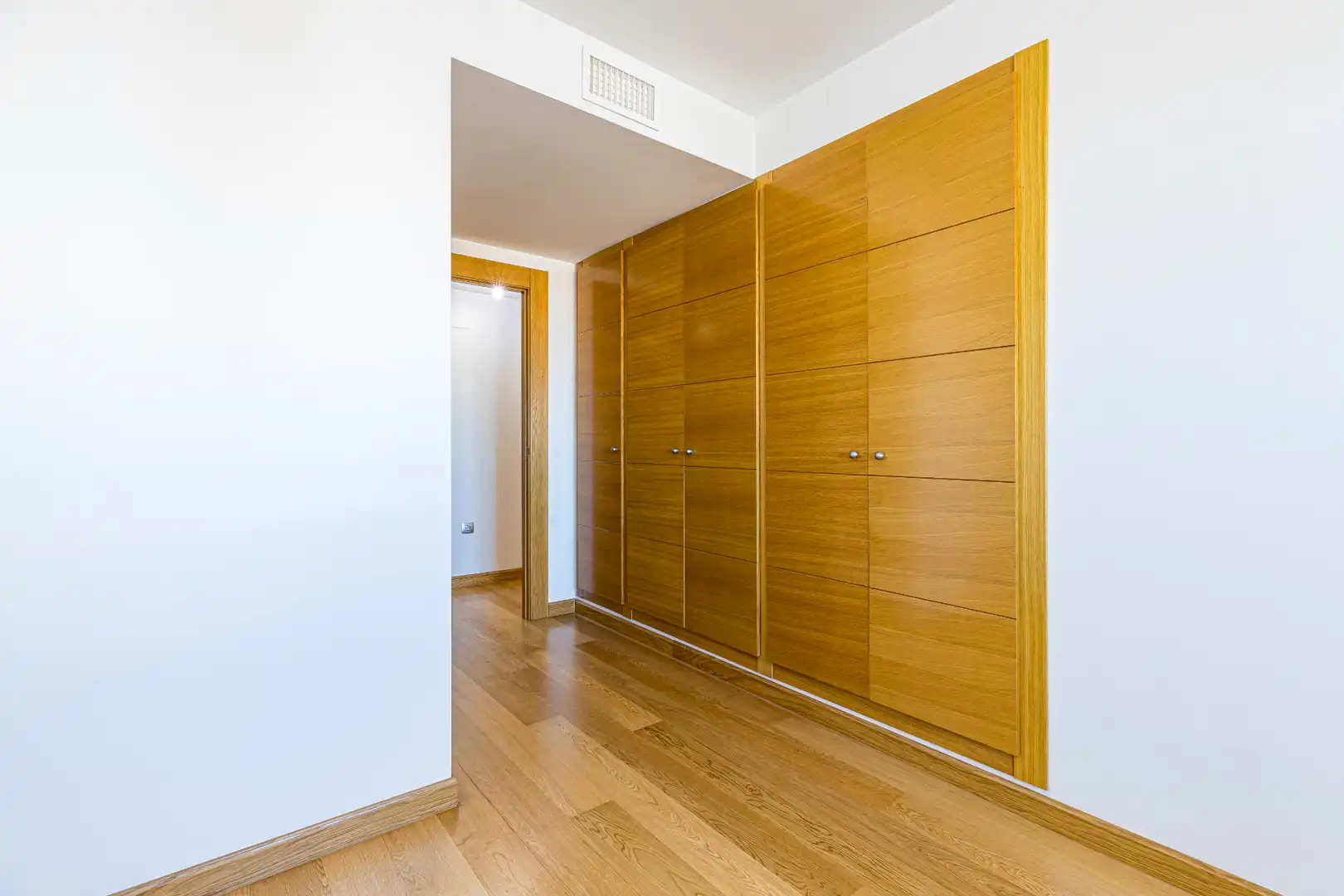Flat for sale in Avenida Reina Victoria Eugenia, 2, Alameda