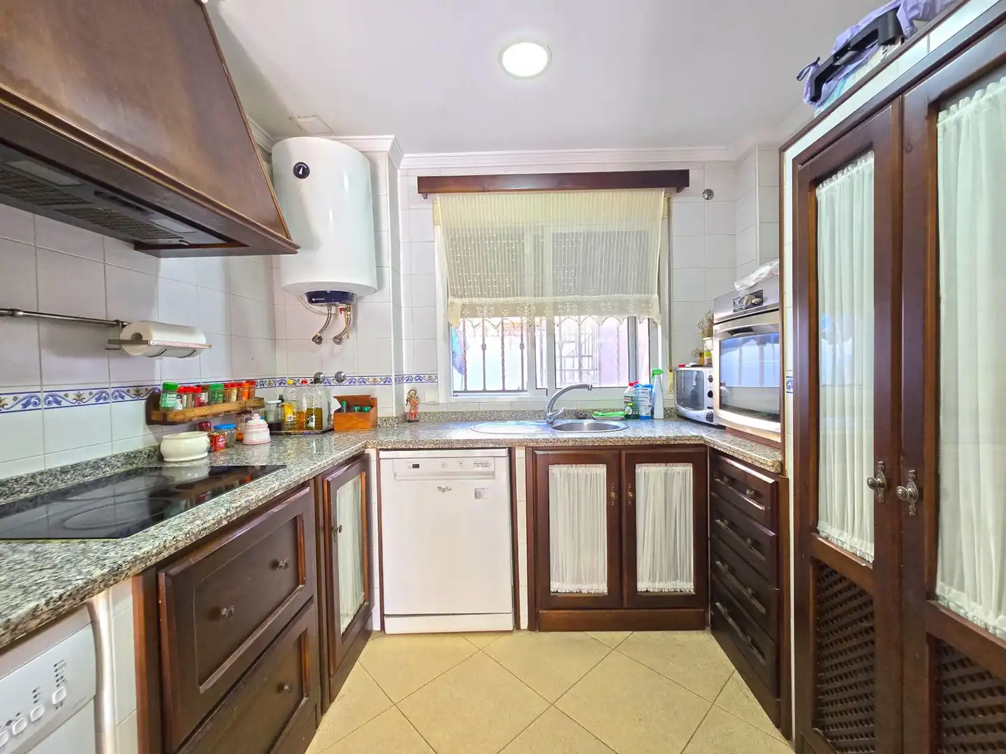 Cocina de Casa adosada en venta en Espartinas