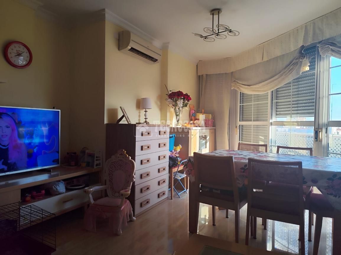 Menjador de Pis en venda en  Sevilla Capital