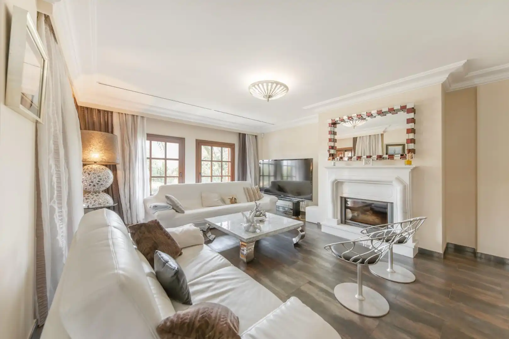 Sala d'estar de Casa o xalet de lloguer en Marratxí amb Aire condicionat, Jardí privat i Parquet