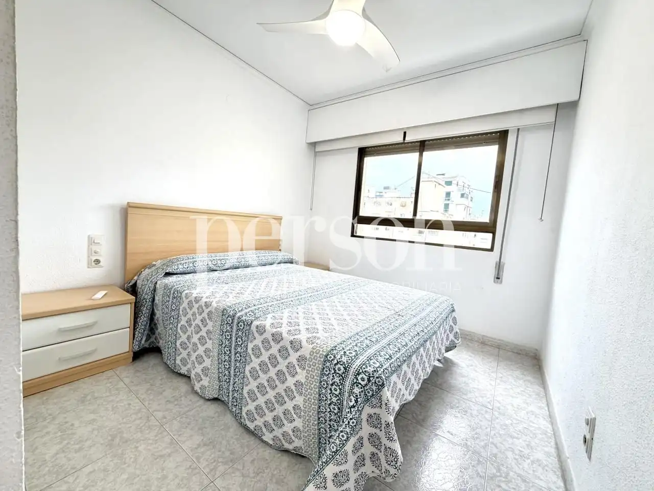 Bedroom of Flat for rent in Playa de Gandia