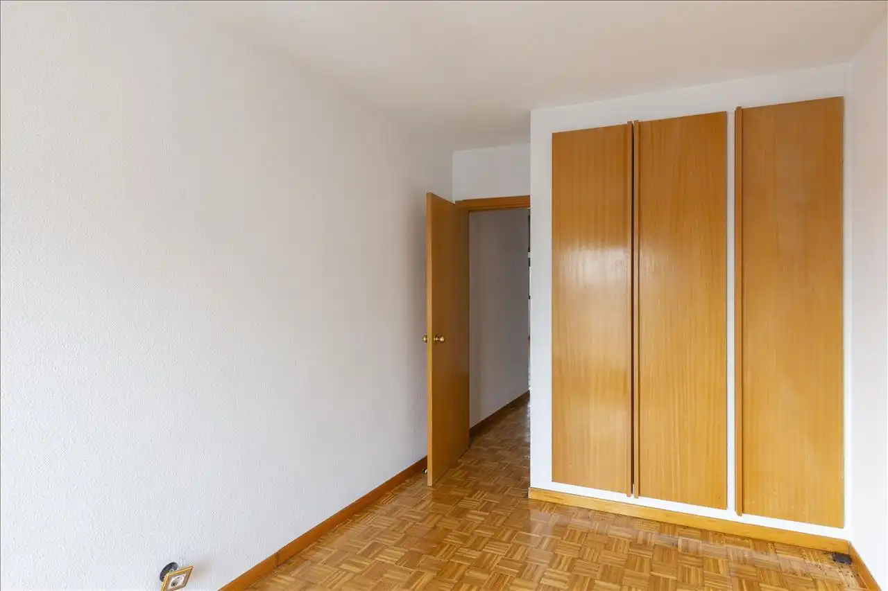 Habitación de Piso en venta en Madrid