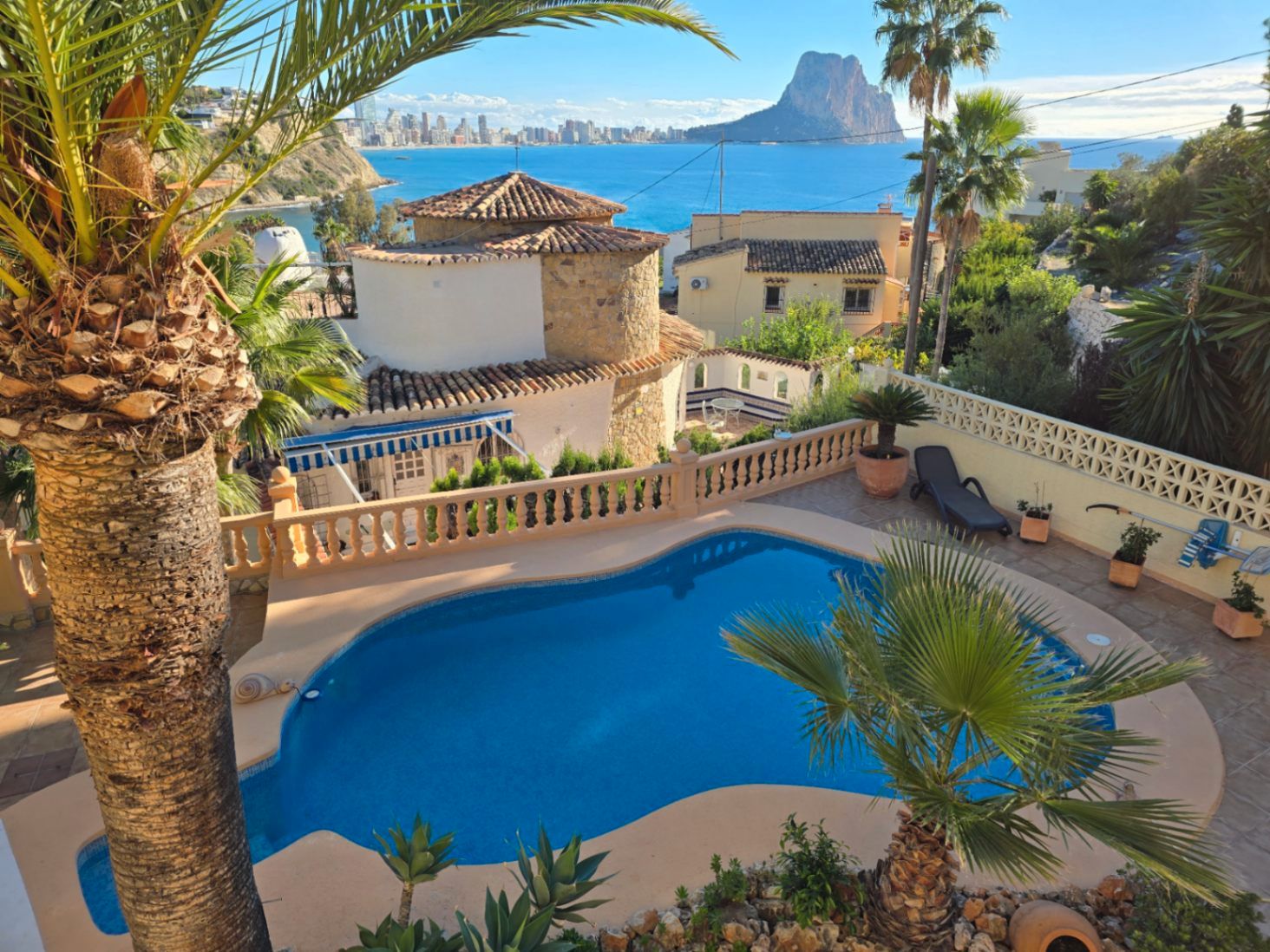 Bedroom of House or chalet for sale in Calpe / Calp  with Air Conditioner, Heating and Private garden