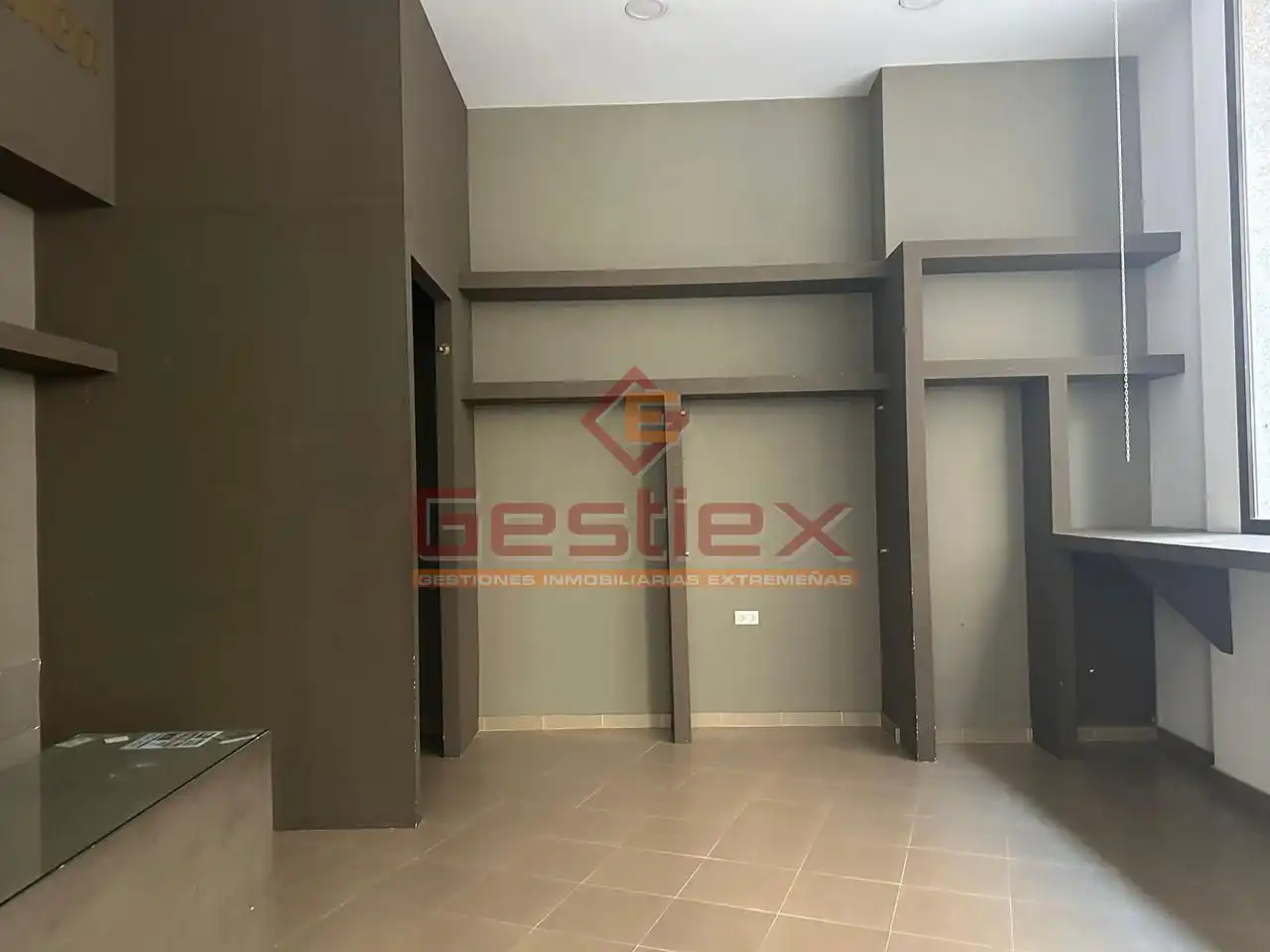 Local comercial en venda a Calle Méndez Núñez, imagen 9