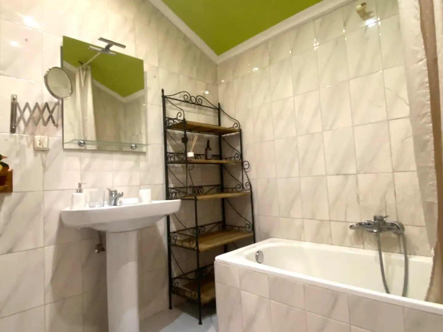 Baño de Piso en venta en Cartes con Amueblado