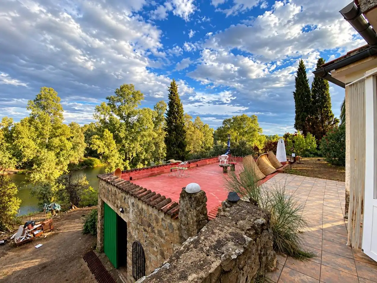 Terrace of Country homes for sale in Valverde de Mérida, Badajoz