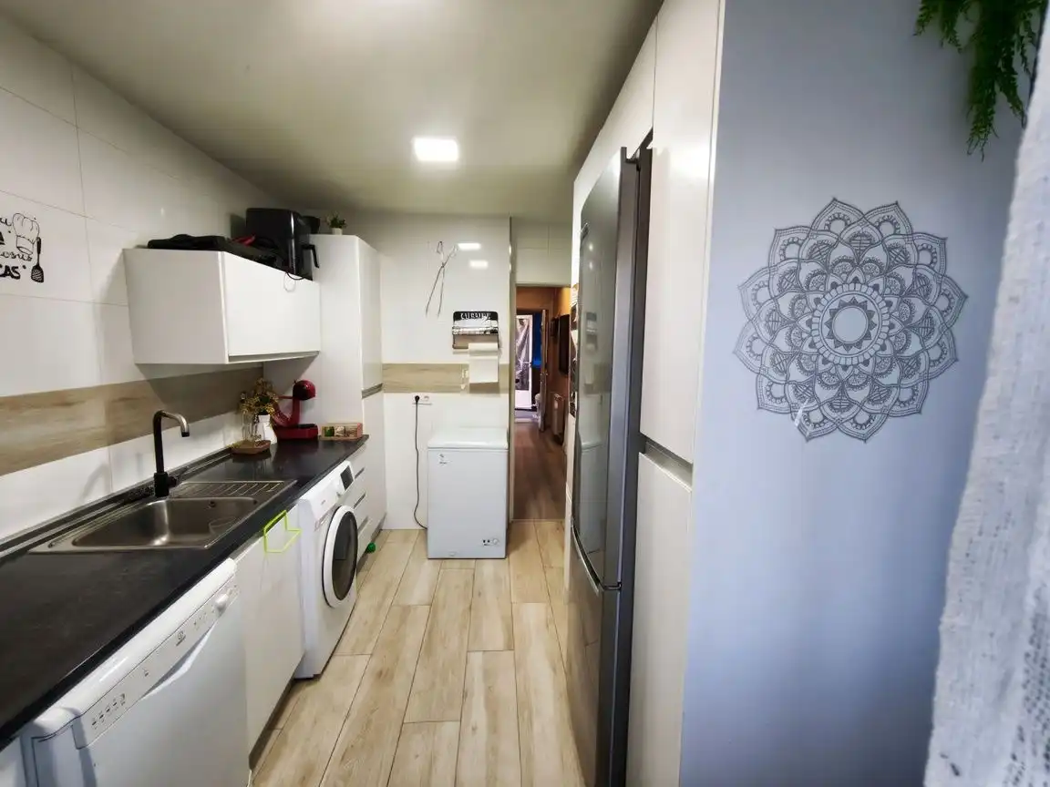Kitchen of Houses for sale in Cedillo del Condado  with Air Conditioner, Heating and Private garden