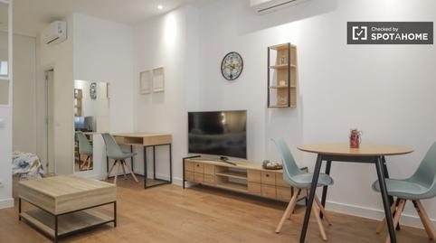 Photo 2 of Flat for rent in Zofio, Madrid Capital