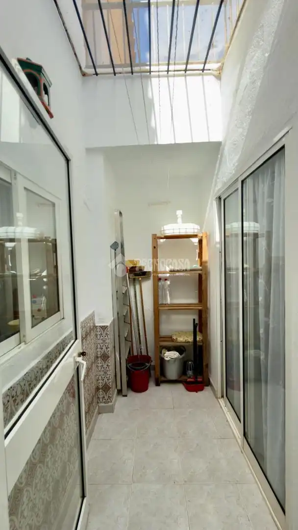 Casa adosada en venta en Los Barrios con Aire acondicionado, Calefacción y Balcón