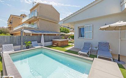 Piscina de Casa o xalet en venda en Santa Margalida amb Aire condicionat, Calefacció i Jardí privat