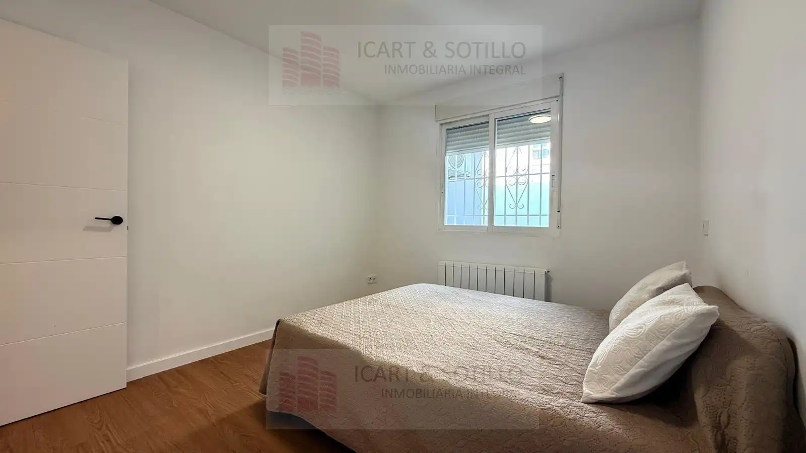 Bedroom of Houses for sale in Vinaròs  with Air Conditioner, Heating and Private garden