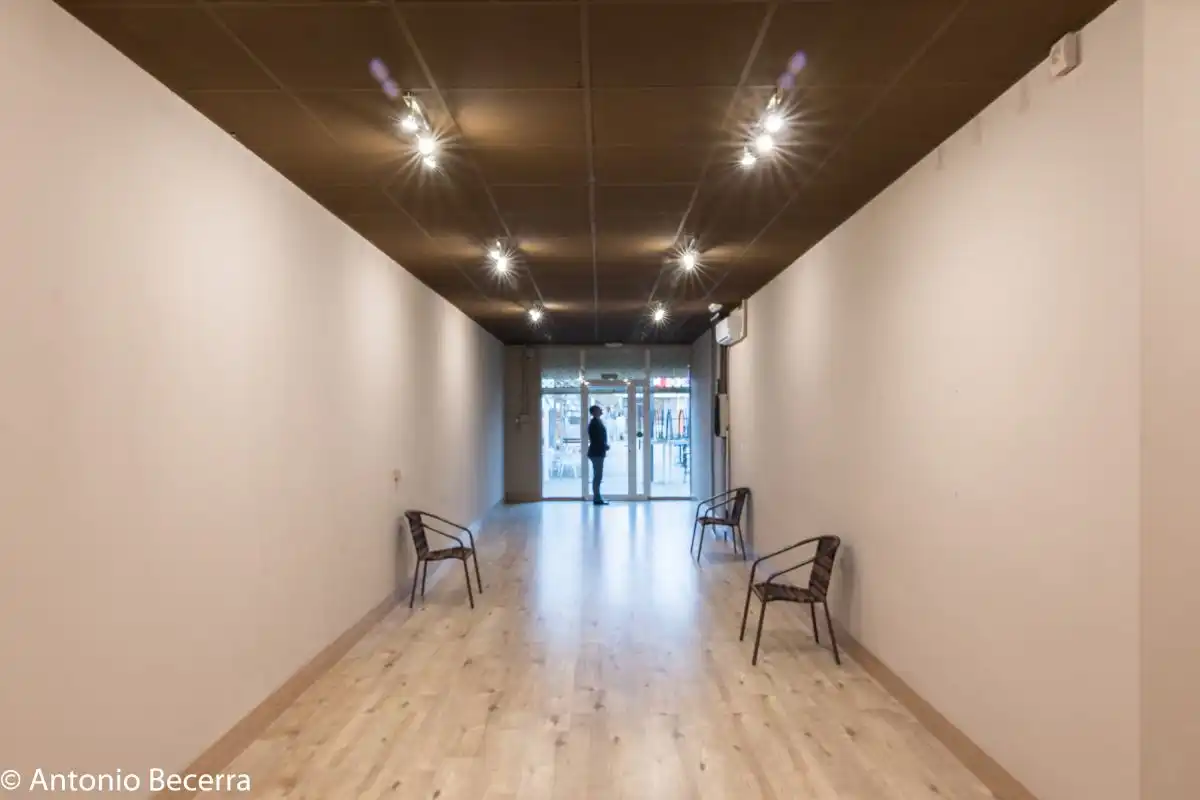 Commercial properties for sale in Espartinas  with Air Conditioner