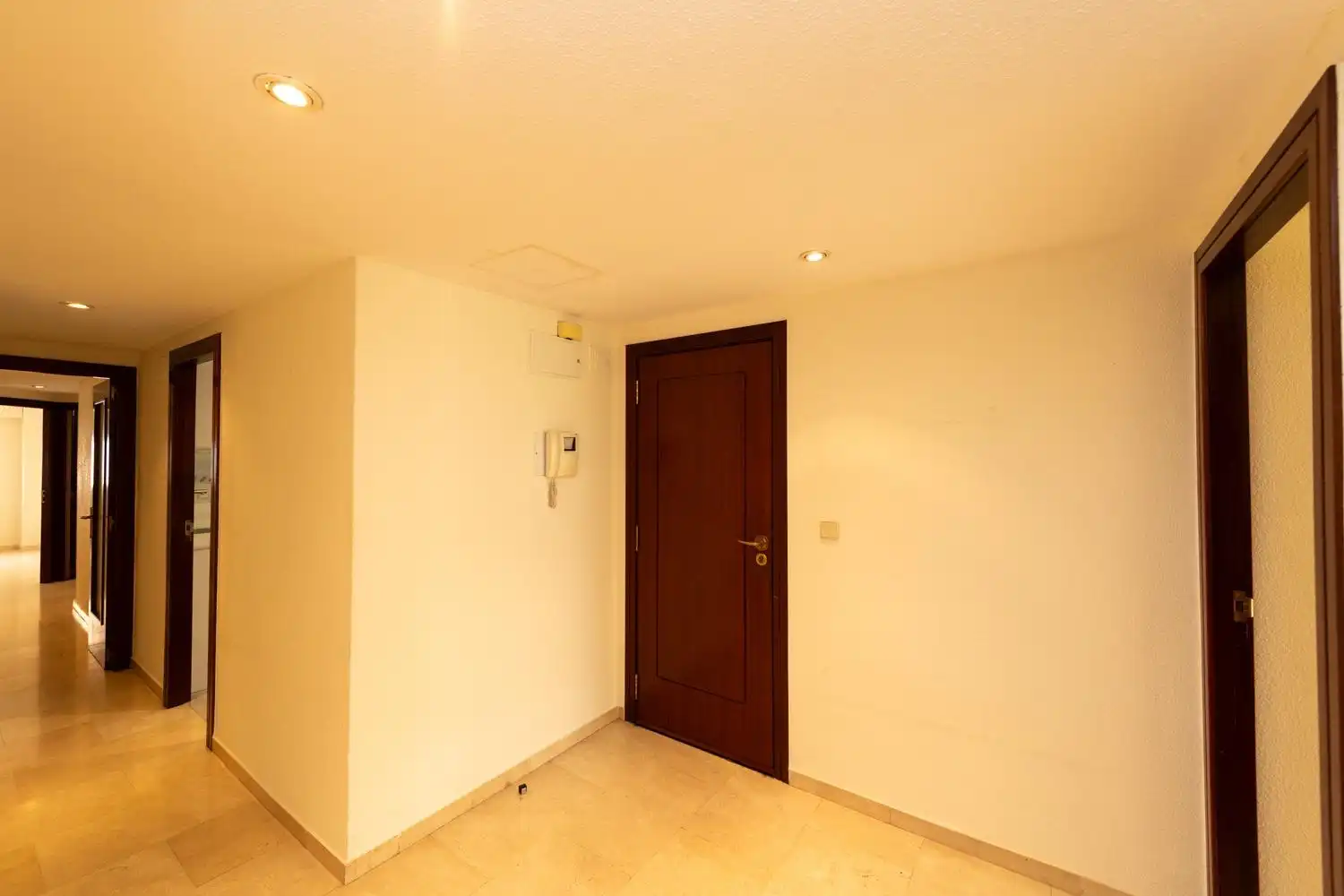 Flat with lift to rent in Calle de San Juan Bosco, imagen 4