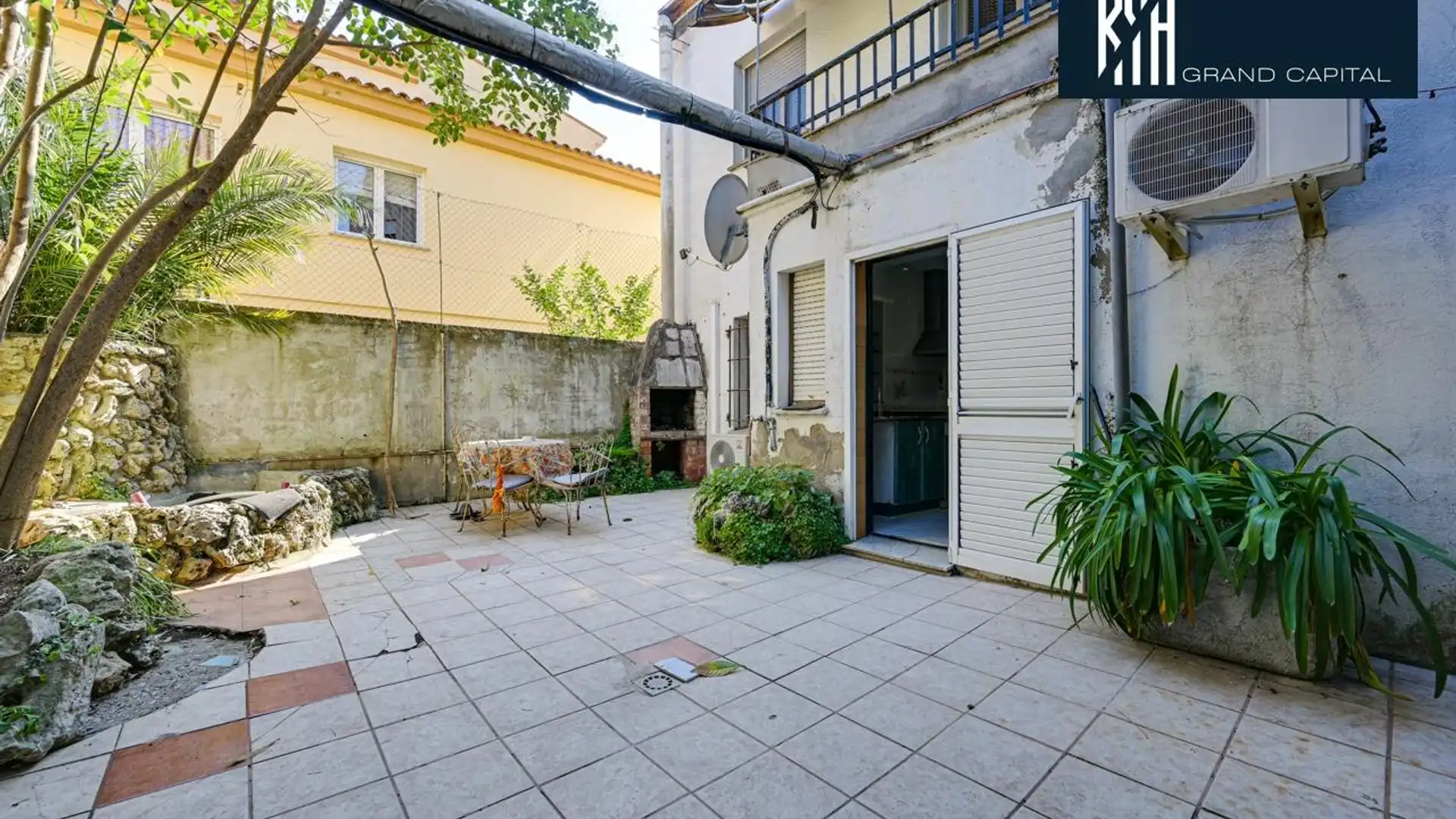 Vista exterior de Piso en venta en Salt con Aire acondicionado, Calefacción y Terraza