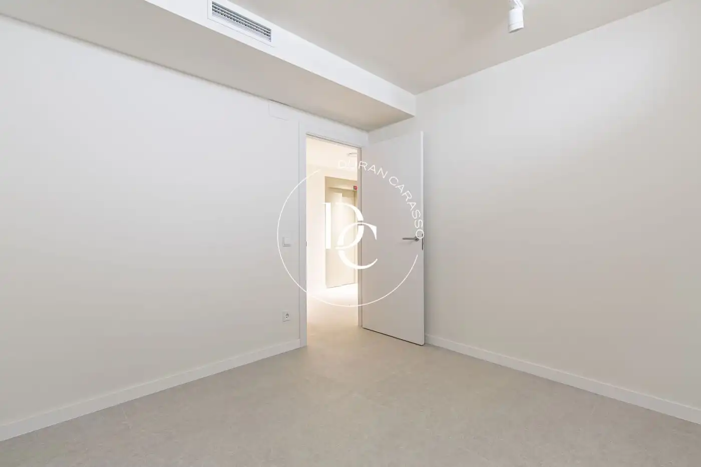 Casa con piscina en venta en Carrer Margarida Xirgu, imagen 46