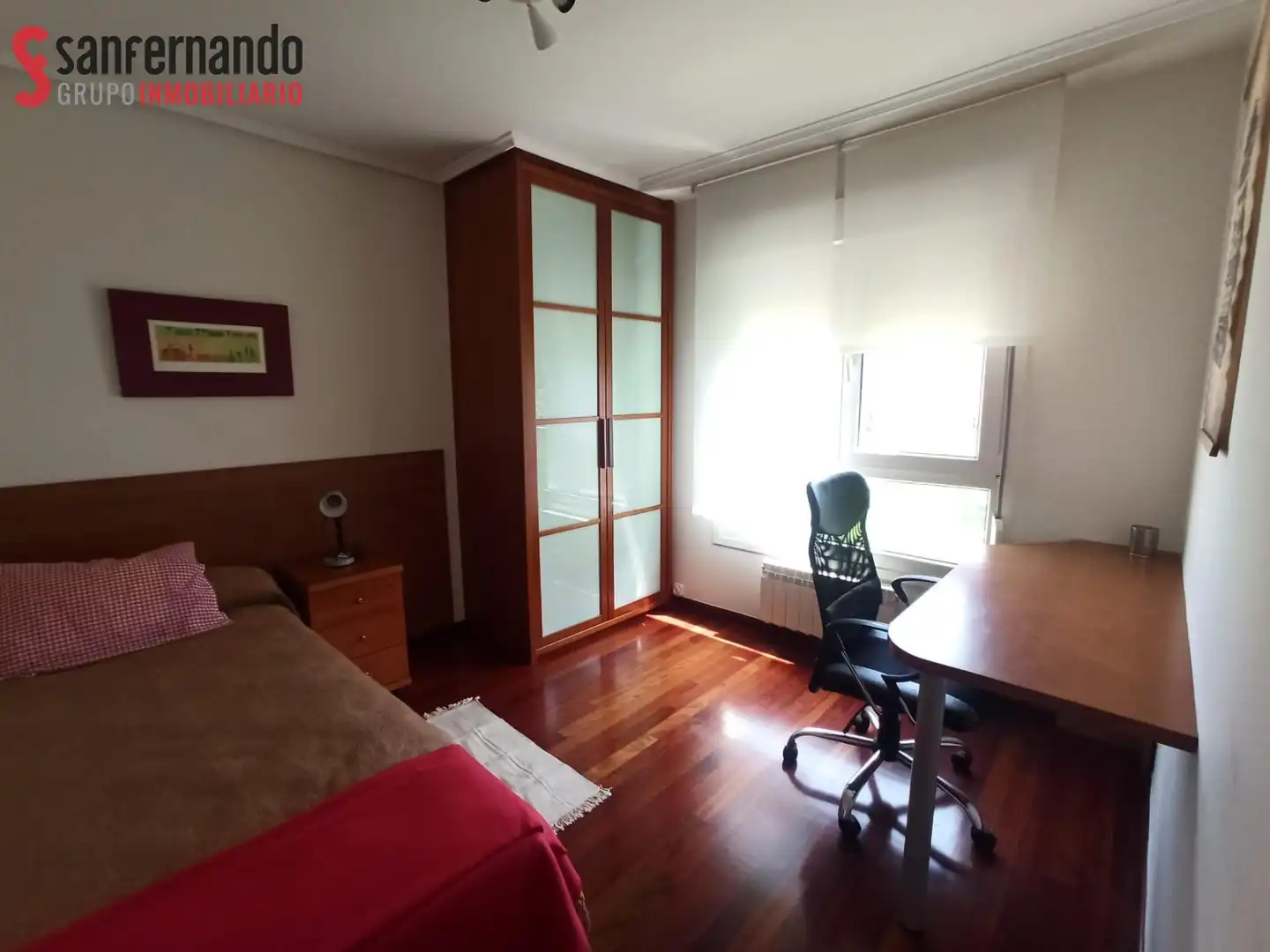 Bedroom of Flat for rent in Santander  with Heating, Parquet flooring and Furnished