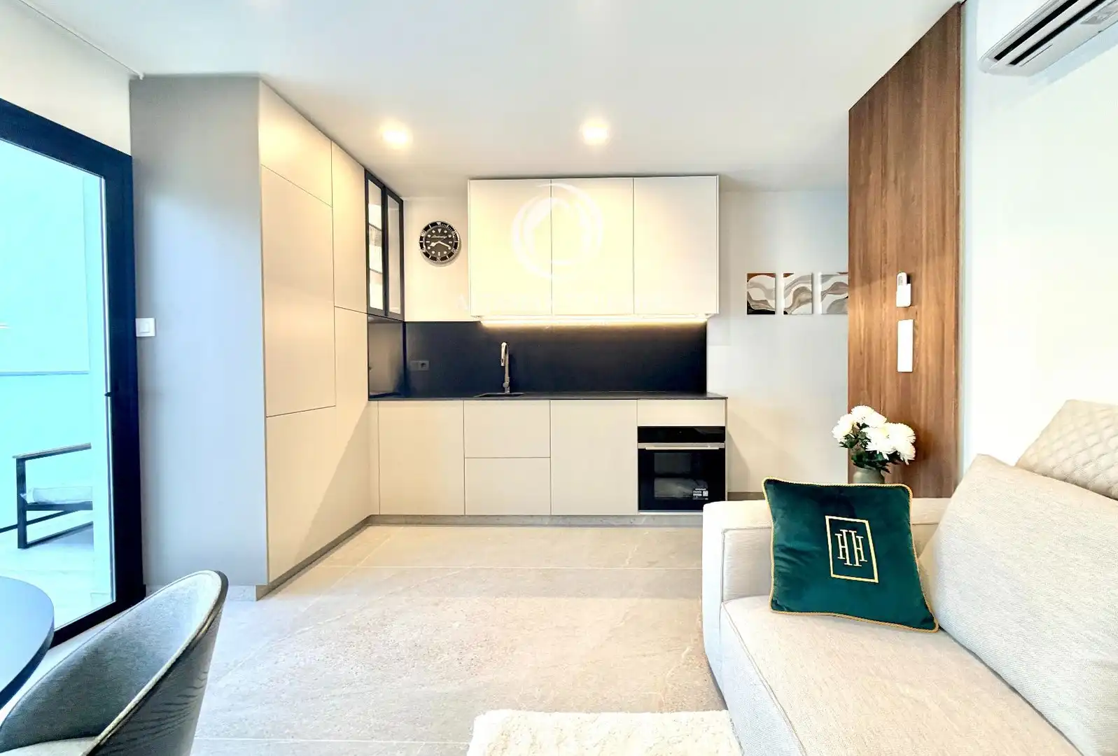 Kitchen of Apartments for sale in Los Abrigos