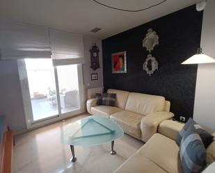 Living room of Single-family semi-detached for sale in Ciudad Real Capital  with Air Conditioner, Heating and Terrace