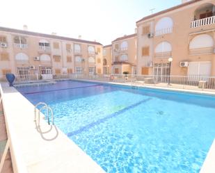 Piscina de Apartament en venda en Torrevieja amb Aire condicionat, Calefacció i Terrassa