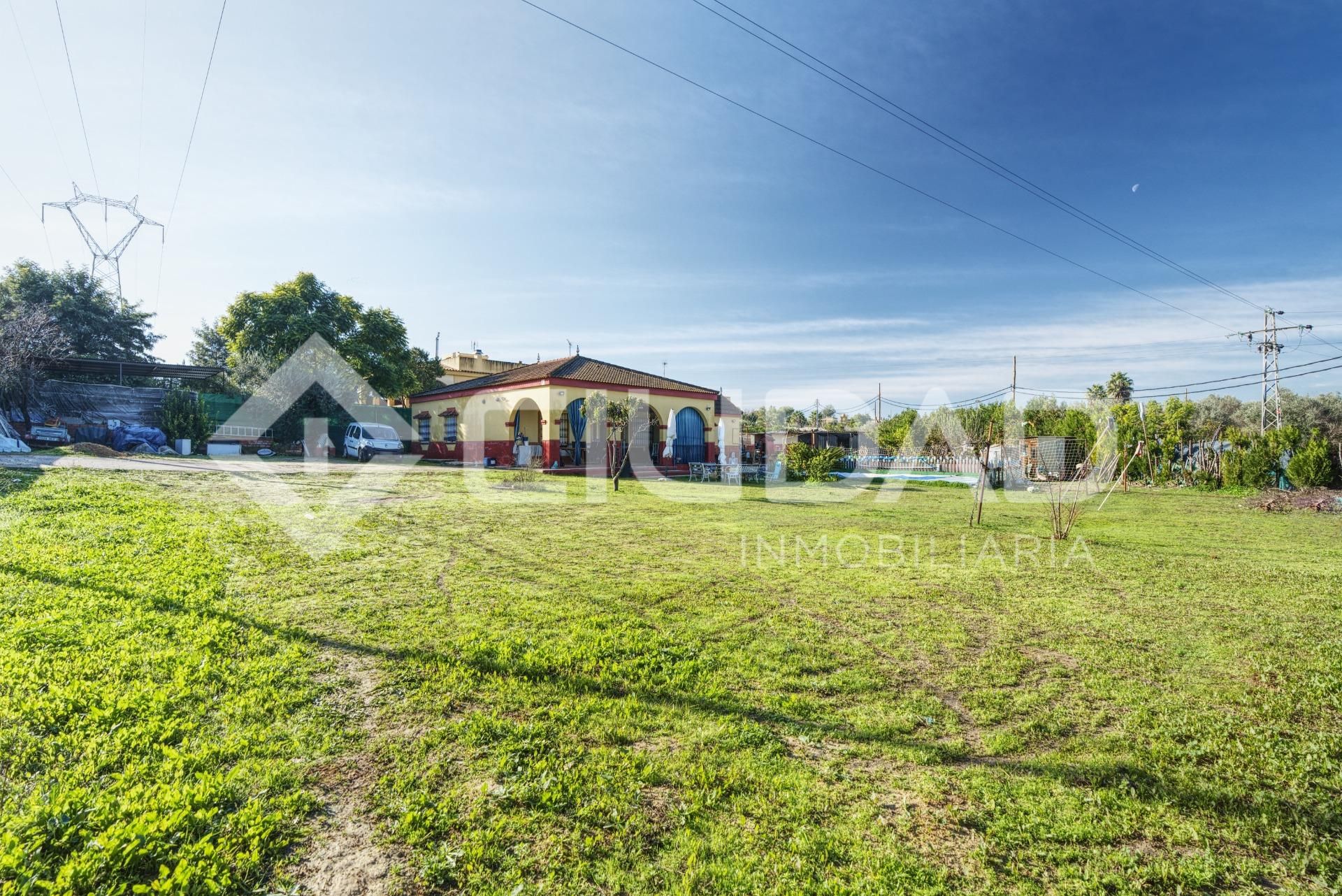 House or chalet for sale in Almensilla