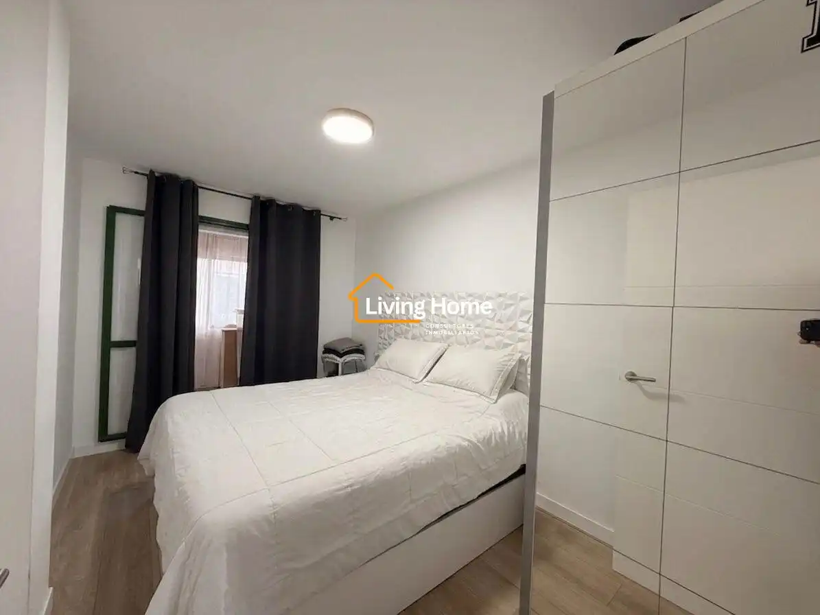 Bedroom of Flat for sale in Cambrils