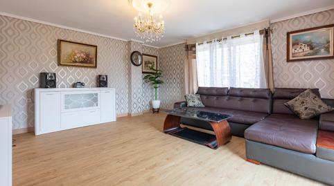 Foto 2 de Pis en venda a Avenida de Abril - 9 de Octubre, Sagunto / Sagunt