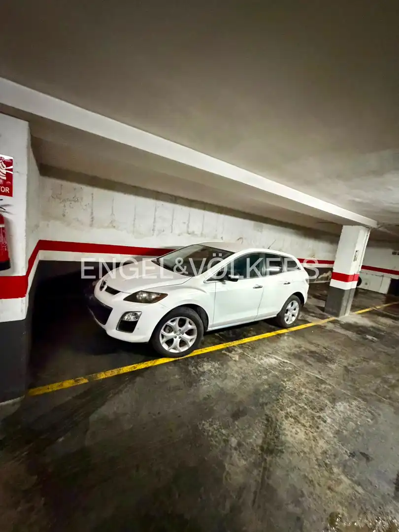 Parking de Piso de alquiler en Valencia con Calefacción