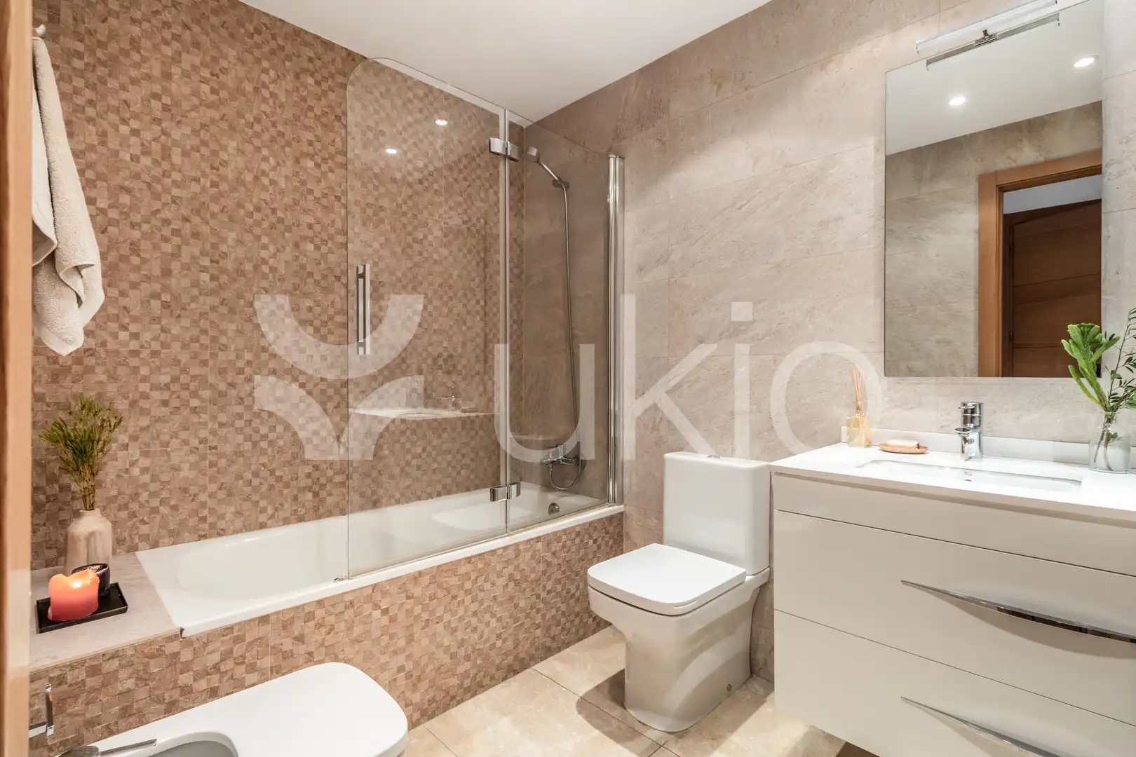 Apartament amb ascensor de lloguer a Calle de Orense, imagen 12