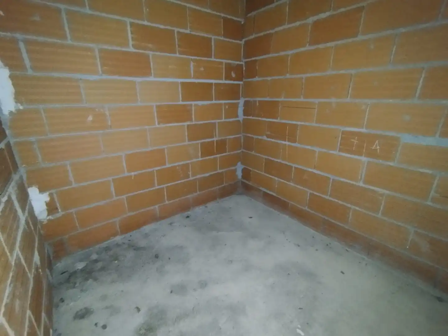 Casa adosada en venda en Tomelloso amb Terrassa i Balcó
