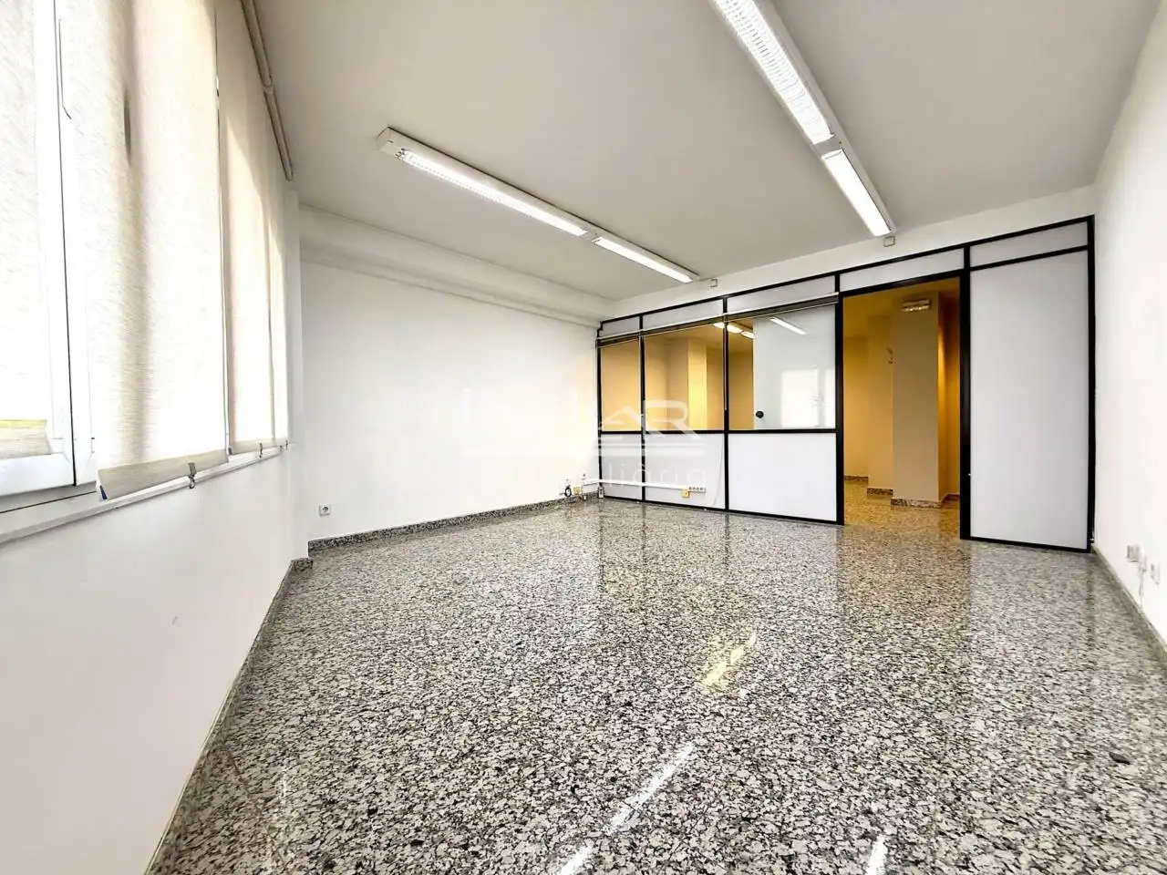 Büro zur Miete in Vic mit Klimaanlage und Heizung