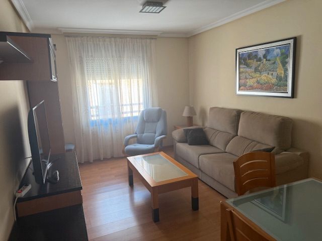 Sala d'estar de Pis de lloguer en Puertollano amb Aire condicionat, Calefacció i Parquet