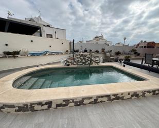 Piscina de Casa o xalet en venda en Orihuela amb Aire condicionat, Jardí privat i Terrassa