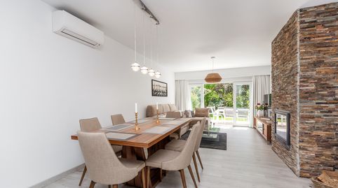 Foto 2 von Einfamilien-Reihenhaus zum Verkauf in Aloha, Marbella