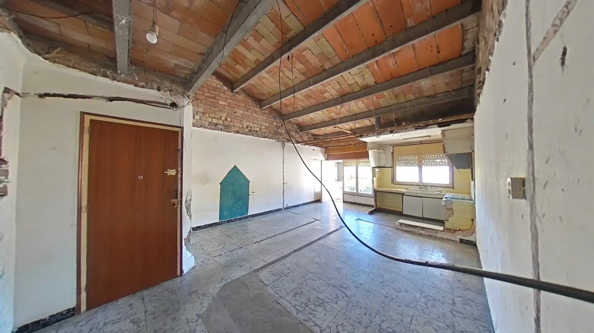 Piso en venta en Vallirana con Balcón