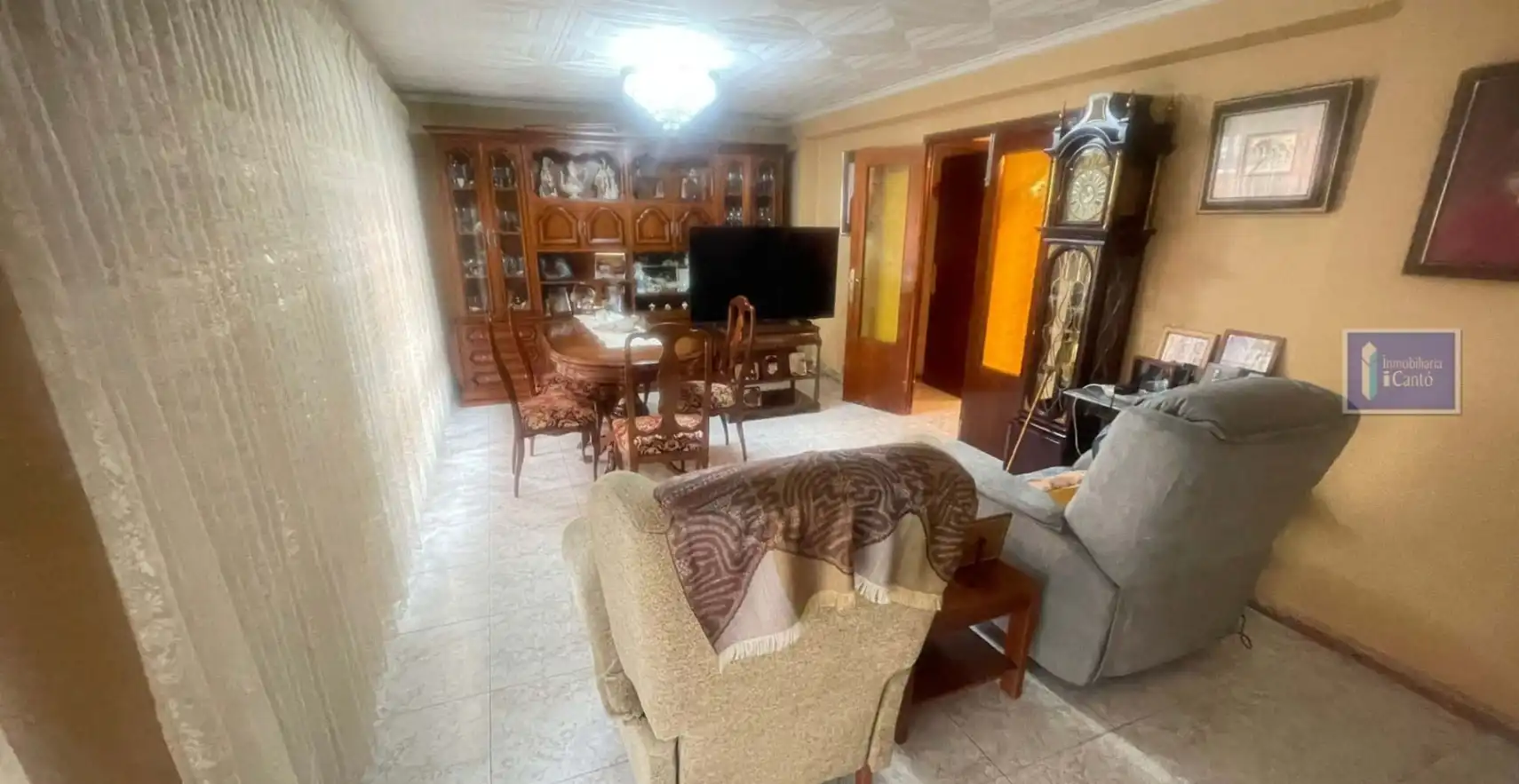 Piso con terraza en venta en Zona Nord, imagen 3