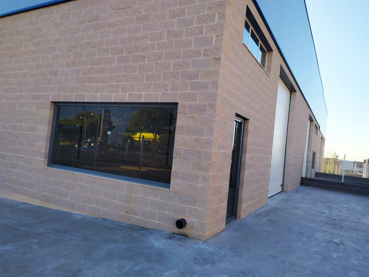 Nave industrial de alquiler en Calle cerbere (e), Ejido Sur