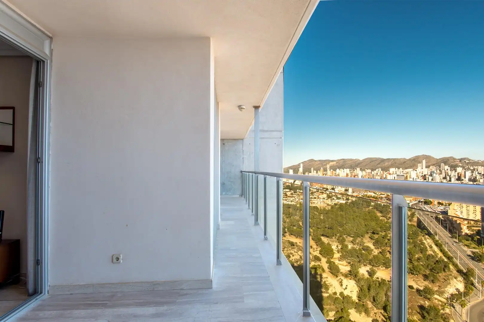 Piso con terraza en venta en Via Parque, imagen 49
