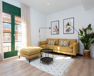 Sala d'estar de Apartament de lloguer en  Barcelona Capital amb Aire condicionat, Moblat i Forn