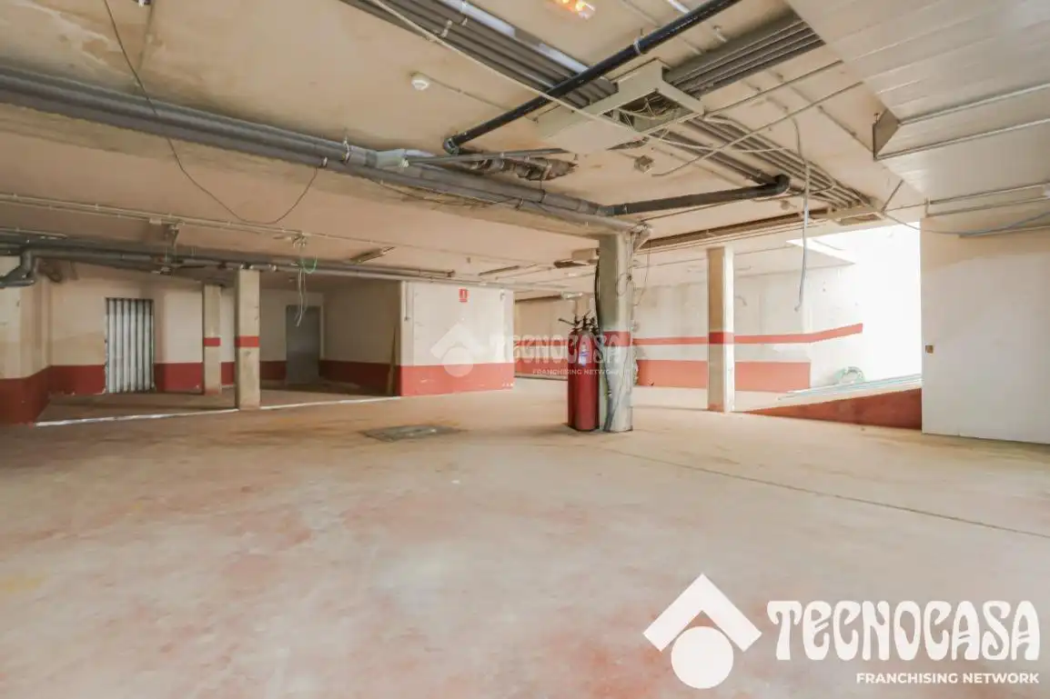 Parking of Buildings for sale in Barcelona