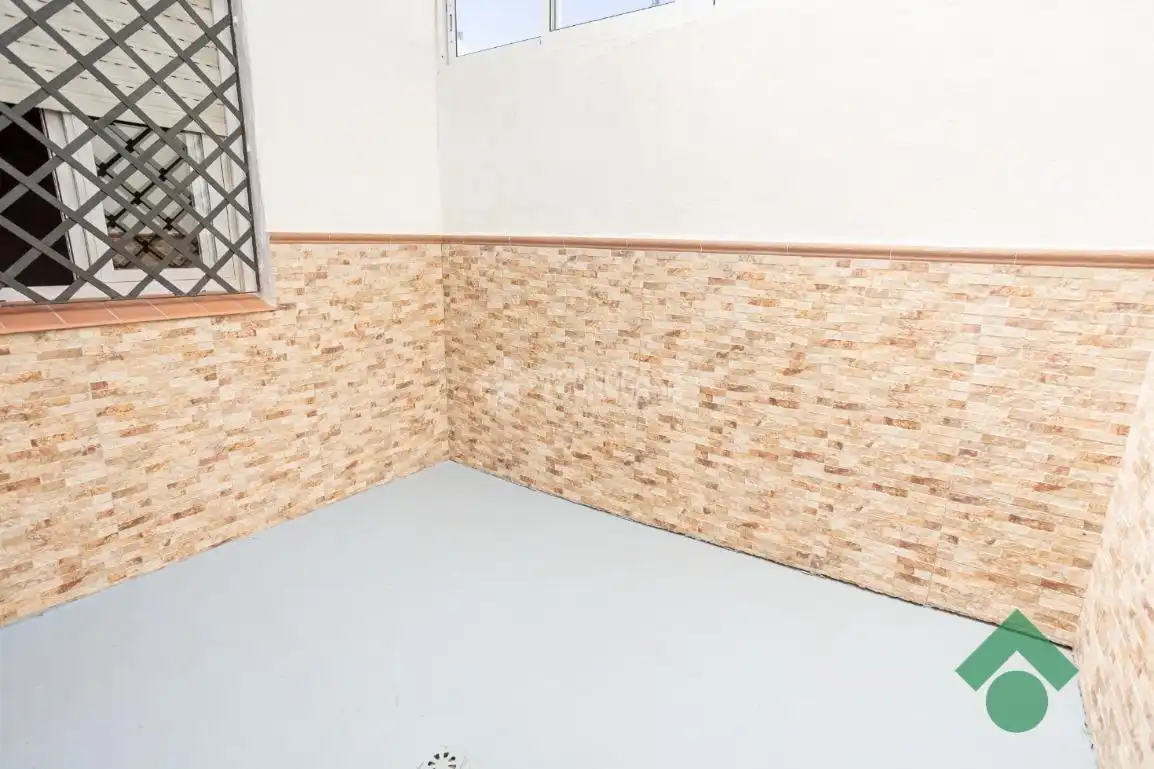 Detached homes for sale in Algeciras